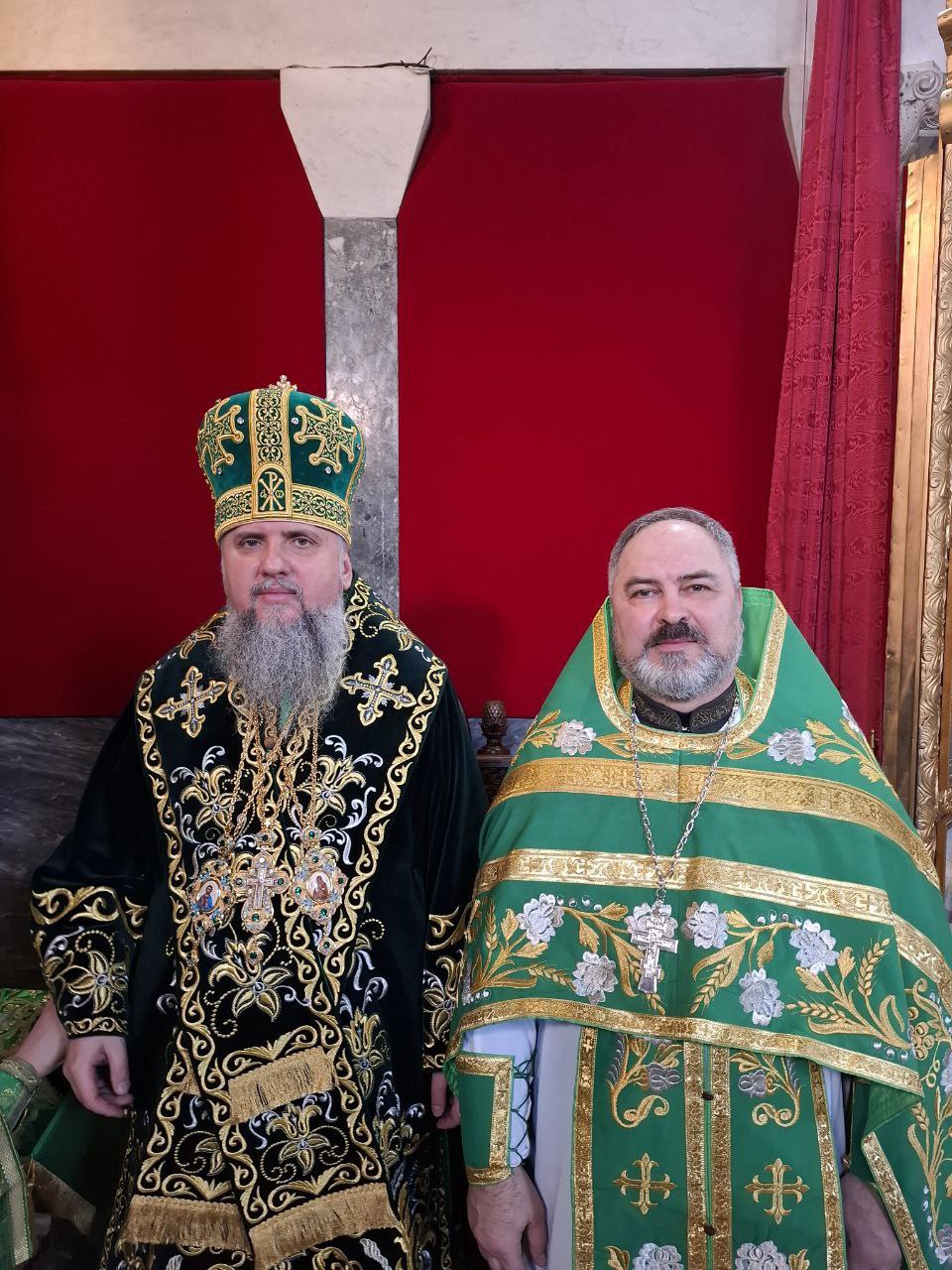 Урочисте служіння у храмі Києво-Печерської Лаври із Блаженнішим Митрополитом Епіфанієм та духівником братства «Благовірного гетьмана Петра Конашевича-Сагайдачного» ієрей Сергієм Красником